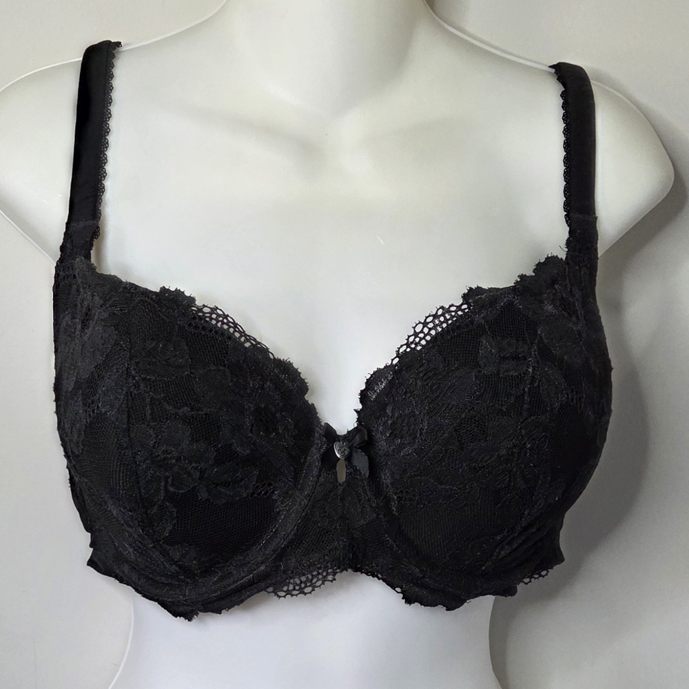 Victoria's Secret Black Lace 36DD Versatile Padded Bra VS